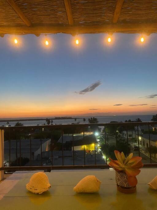 Casa Bahia 2 Blocks Malecon Amaizing Ocean View Lägenhet La Paz Exteriör bild
